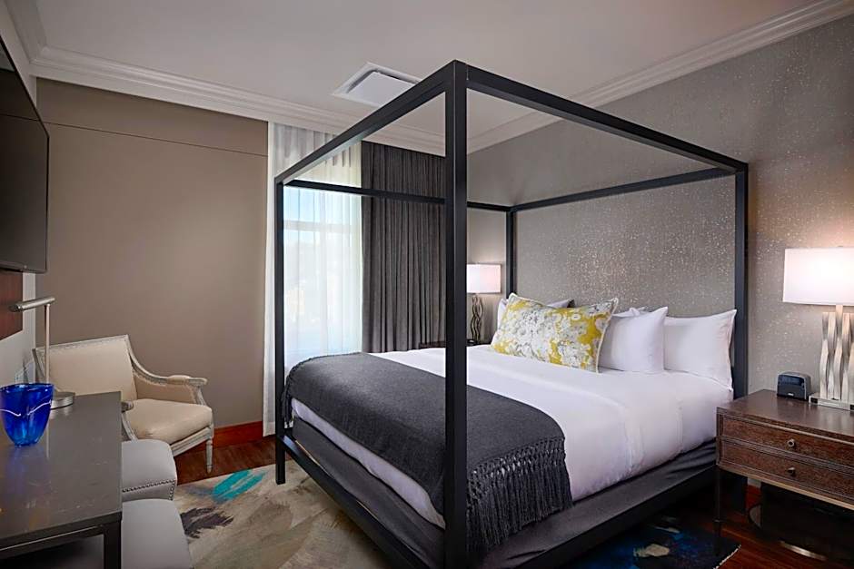 The Merrill Hotel, Muscatine, a Tribute Portfolio Hotel