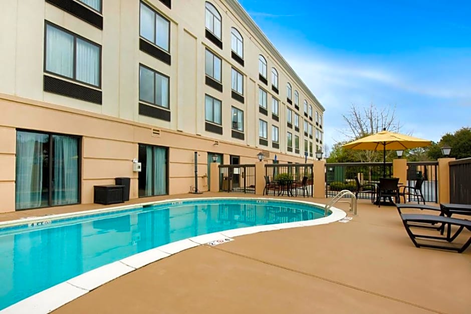 Holiday Inn Savannah S - I-95 Gateway, an IHG Hotel