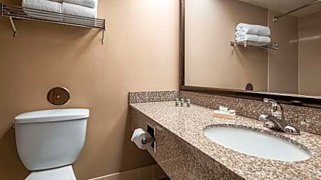 Queen Suite with Balcony