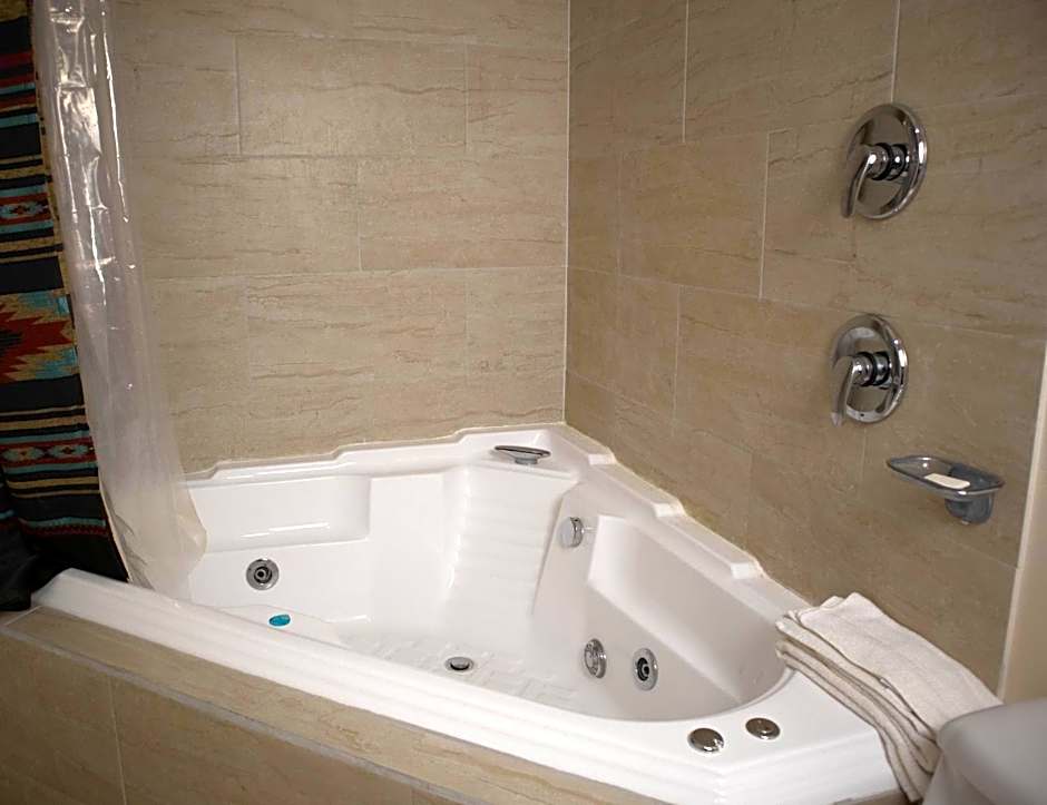 California Comfort & Suites