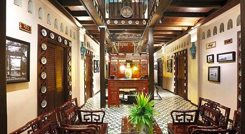 Songkhla Tae Raek Antique Hotel