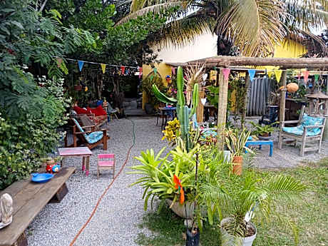 Pousada Sol das Amendoeiras cafe da manha grátis