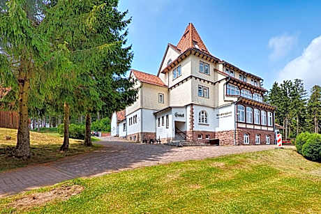 Hotel und Berggasthof Spießberghaus am Rennsteig