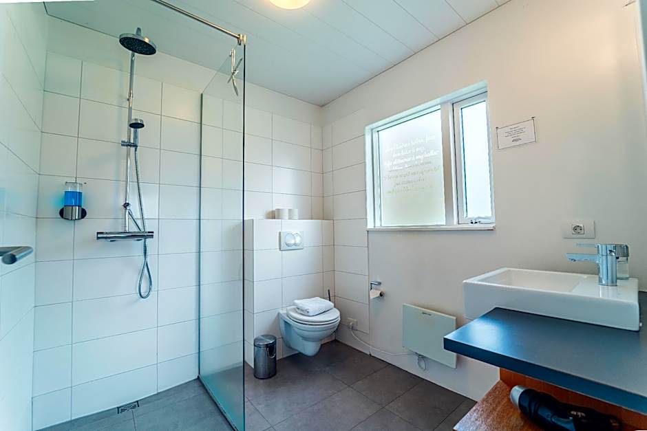 Farmhouse Lodge