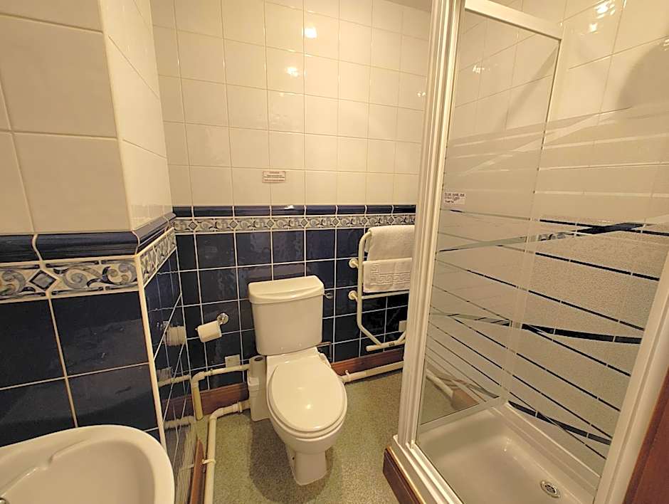 The Golden Cup - Yoxall