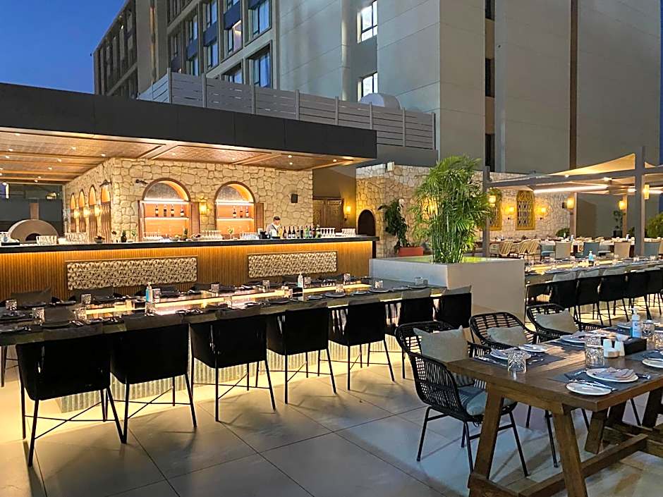 Crowne Plaza West Cairo Arkan By IHG