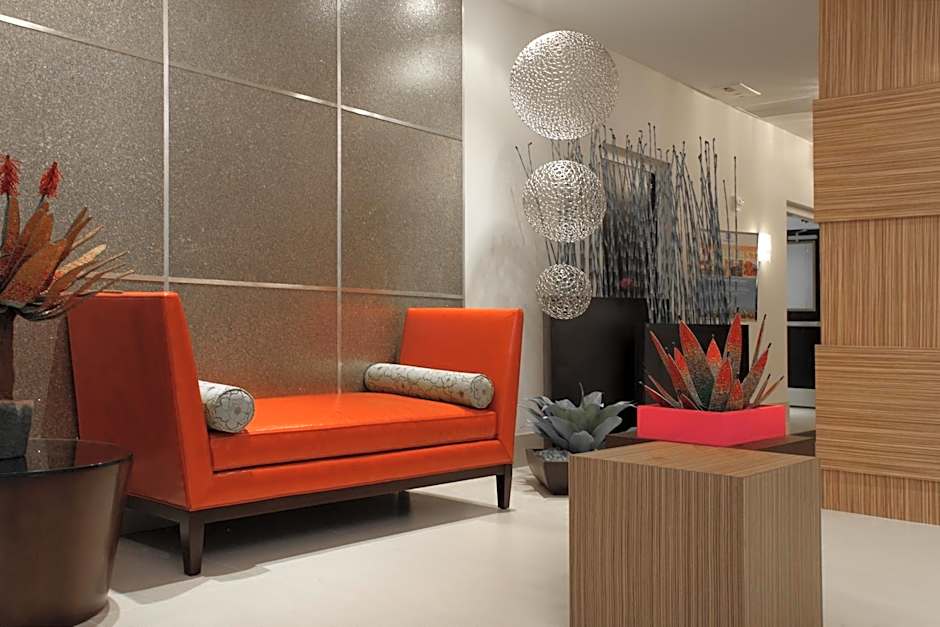 DoubleTree by Hilton Sarasota Bradenton Airport