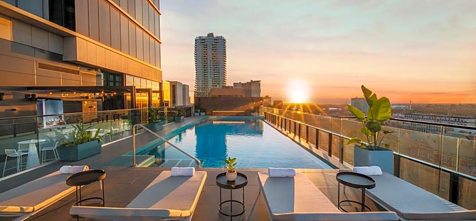 Crowne Plaza Adelaide By IHG