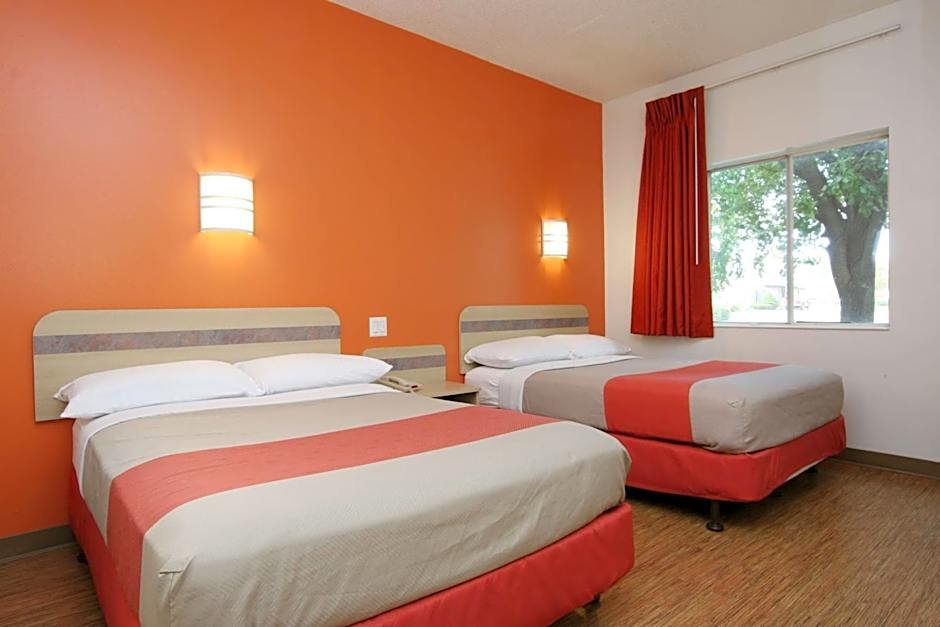 Motel 6-Colchester, VT - Burlington