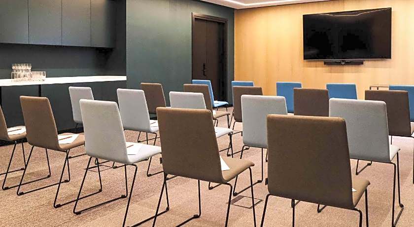 Novotel Living Almaty Jetisu