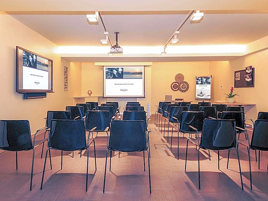 Mercure Roma Centro Colosseo Hotel