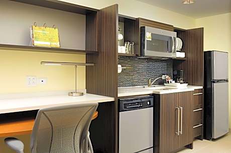 1 King Bed 1 Bedroom Suite Nonsmoking