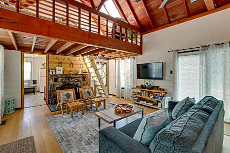 2 Mi to Big Bear Lake Cabin with Game Room