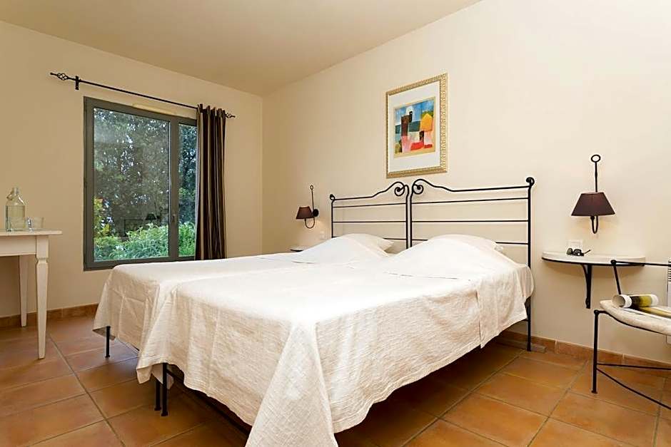 Le Domaine De Provence Country Club