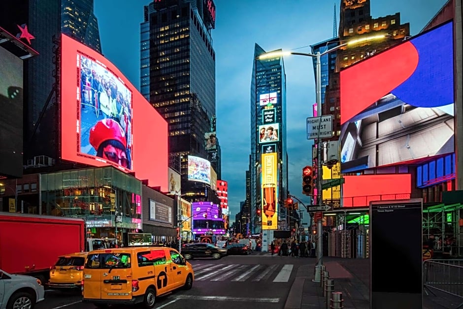 La Quinta by Wyndham Time Square South