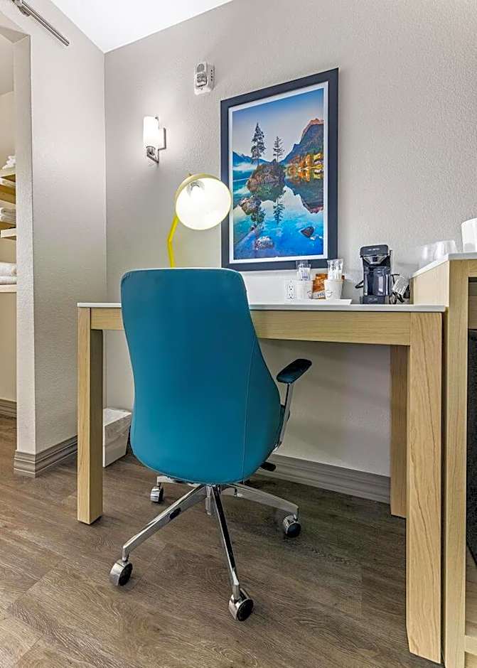 Hillstone Inn Tulare, an Ascend Collection Hotel