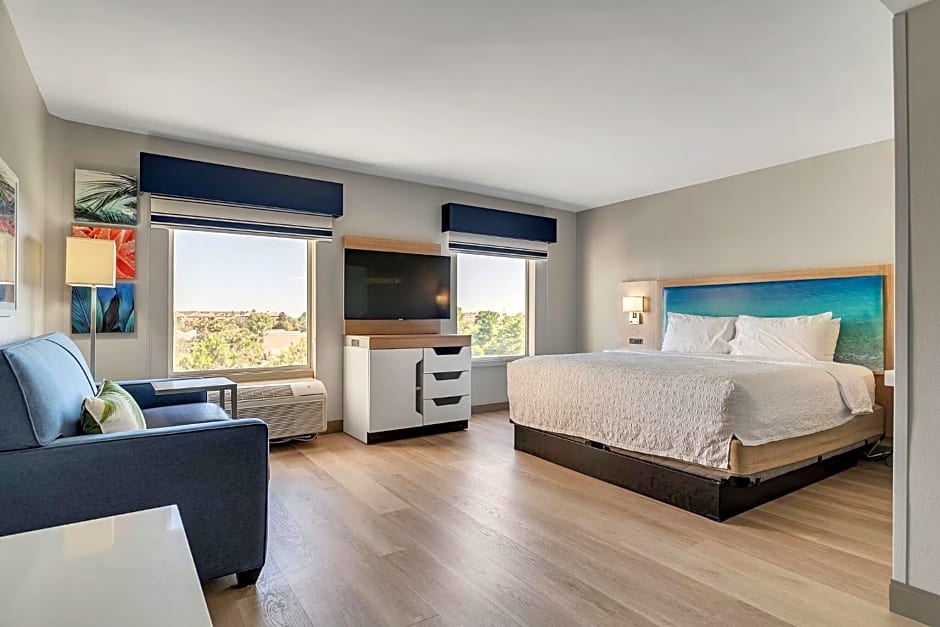 Holiday Inn Express & Suites Destin - Miramar Beach By IHG