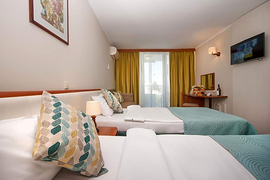 Hotel Laguna Garden