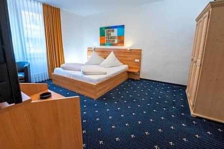 Economy Double Room
