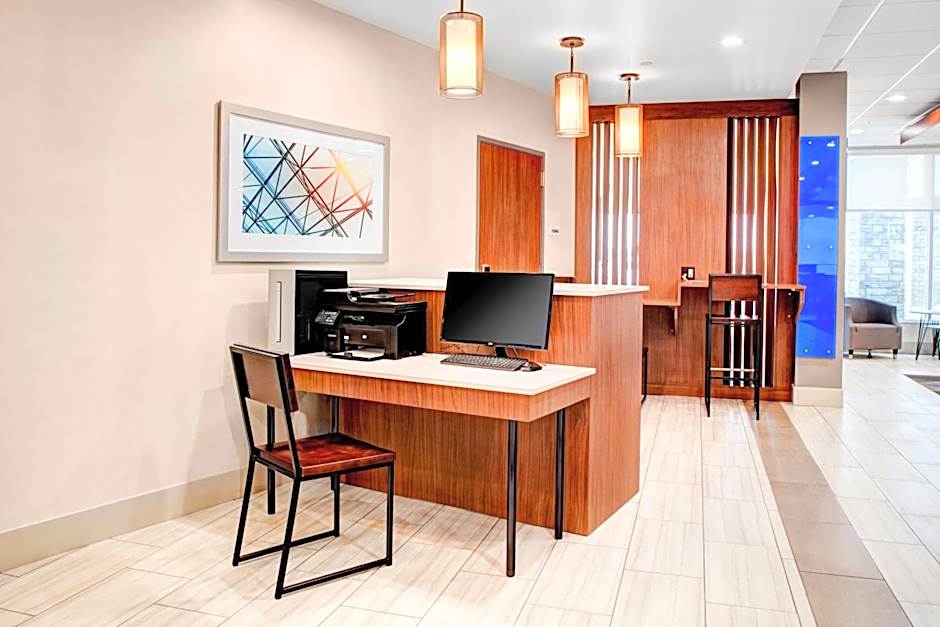 Holiday Inn Express & Suites Coldwater By IHG