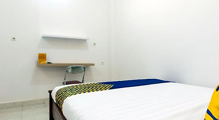 SPOT ON 2063 Bethania Residence