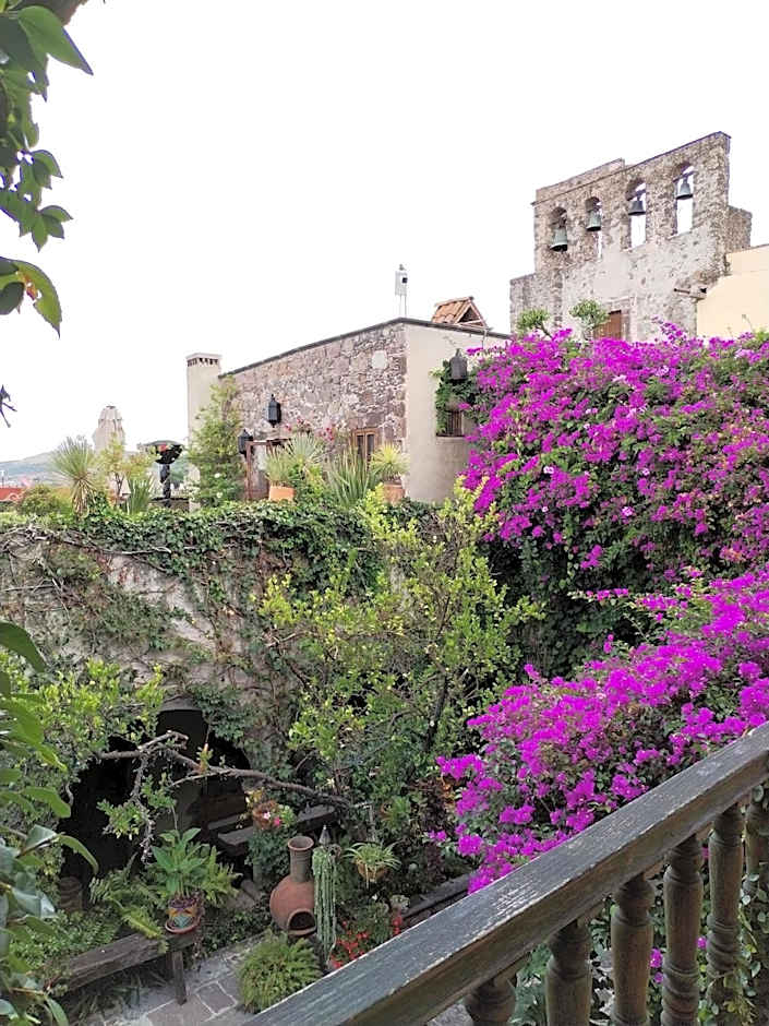 Hacienda Las Amantes