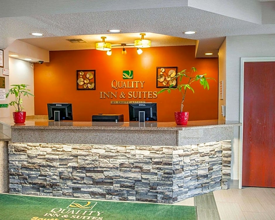 Quality Inn & Suites South Bend Airport