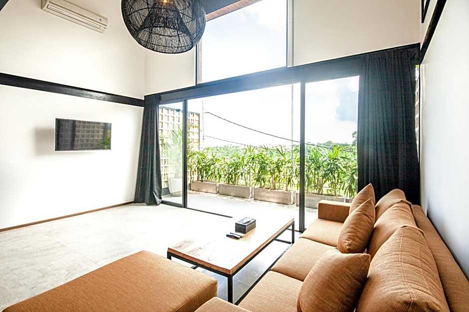 Expansive Loft 200m From Canggu Beach Haven
