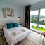 Alima Surf & Hotel