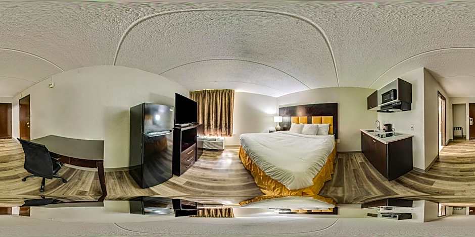 Clarion Pointe Lake Jackson - Clute