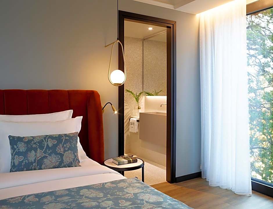 SAY HOTEL
