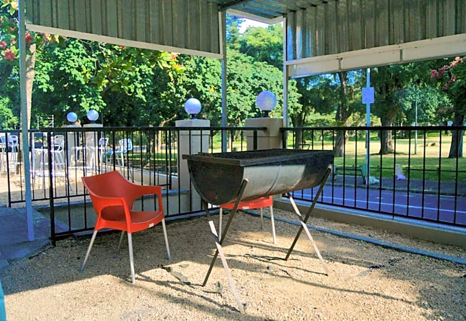 Essenwood Park Hotel