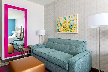 1 Queen Bed Studio Nonsmoking