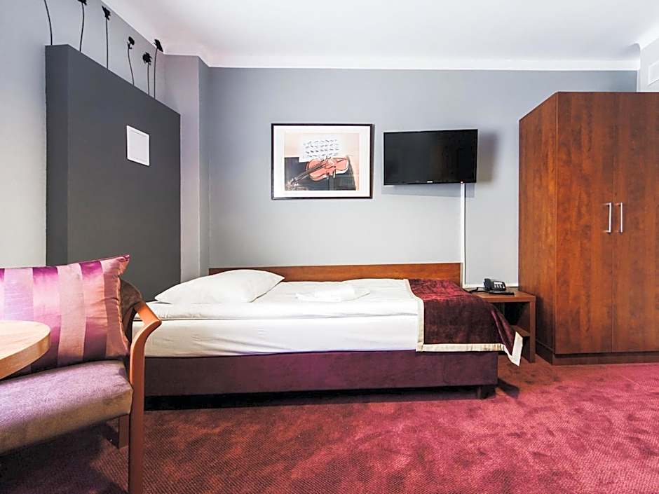 Hotel Chmielna Warsaw