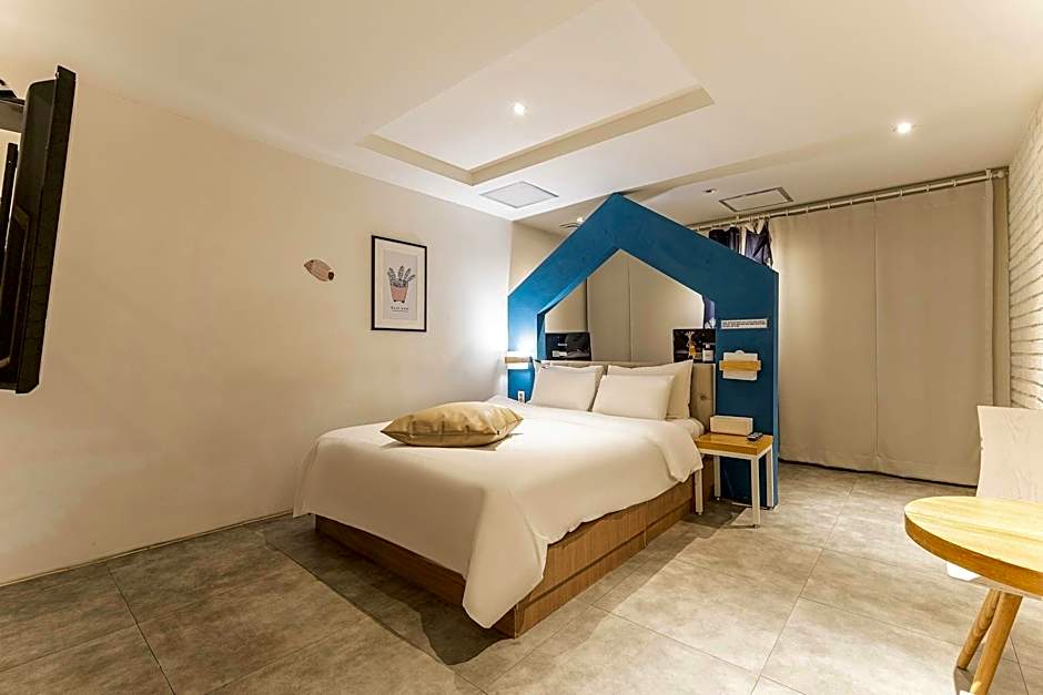 Hotel Yaja Hwajeong Station