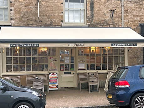 Priory Tearooms Burford with Rooms