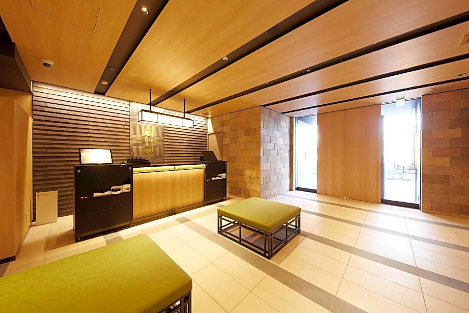 MONday Apart Premium UENO