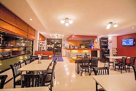 The Red Palm Suites and Restaurant