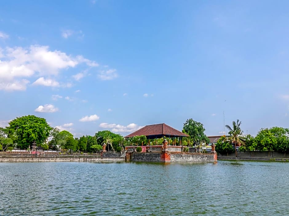 OYO 2848 Senaz Guesthouse