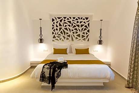 Deluxe Suite with Sea View