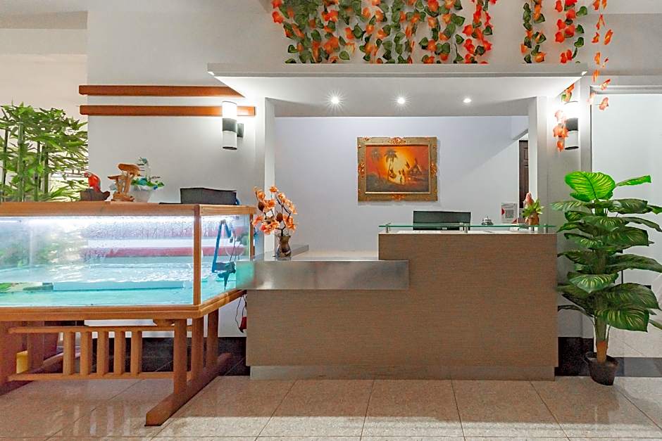 Urbanview Hotel Tropical Ketapang by RedDoorz