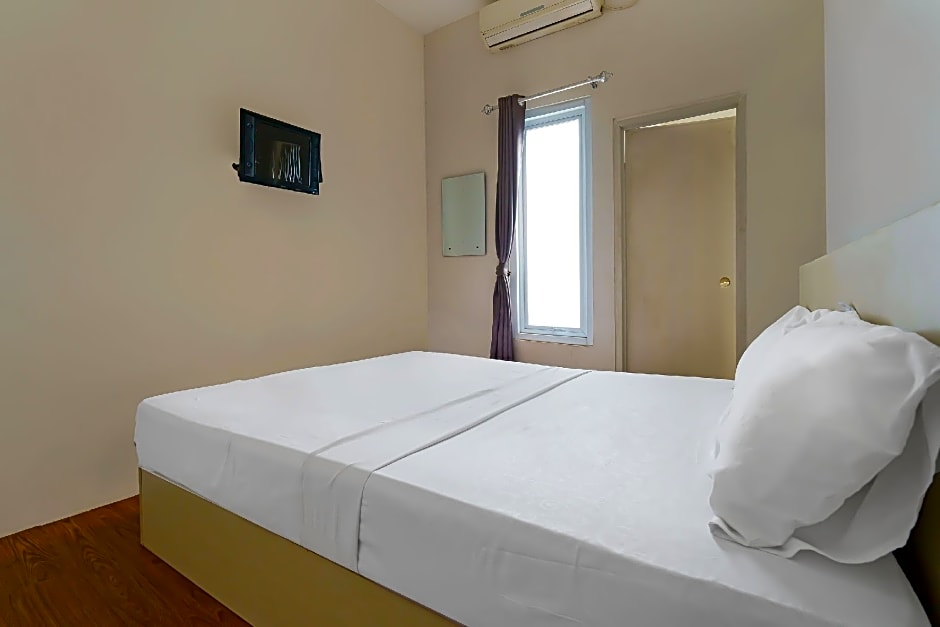 OYO Life 92720 Mekarwangi Guest House