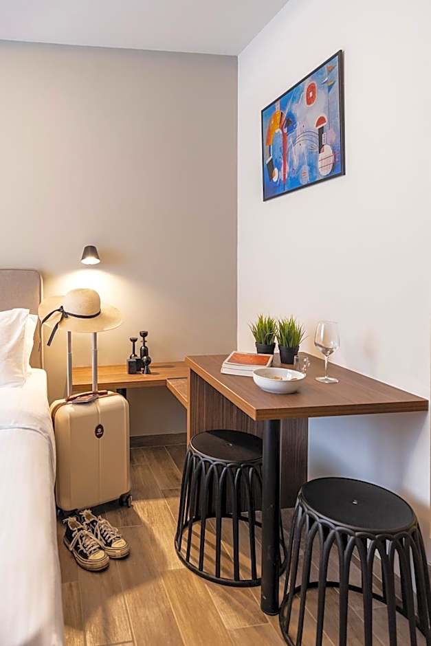 DOMIOS Suites Athens