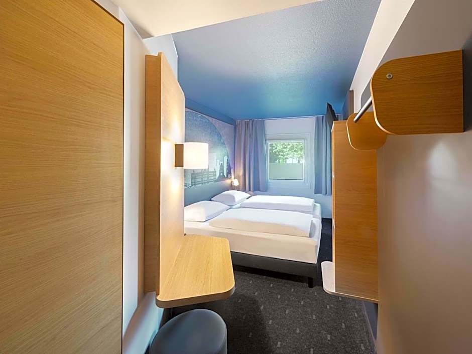 B&B HOTEL Leipzig-Schönefeld