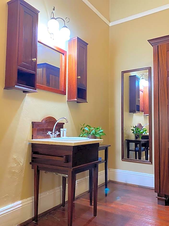 Kimberley Club Guesthouse