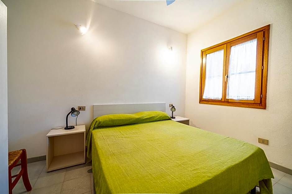 ISS Travel, L'Avru - 700 m from La Cinta beach