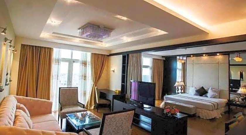 Kaya Hotel
