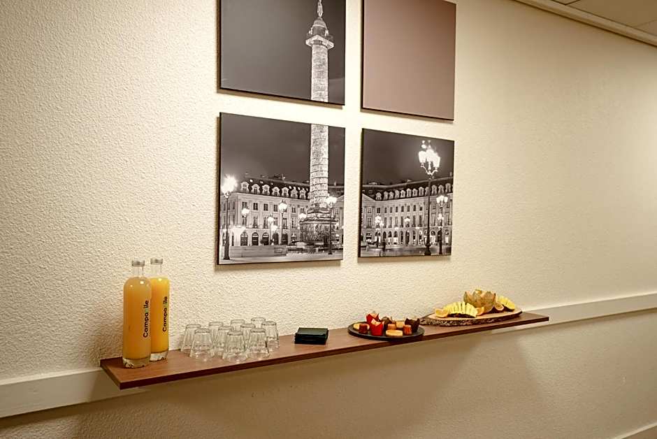 Hotel Campanile Roissy