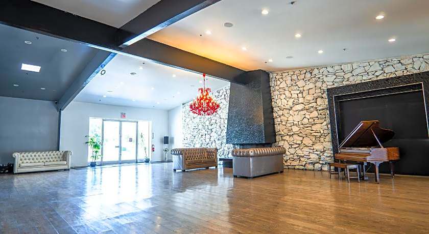 G T Hotels Inn & Suites Extended Suites