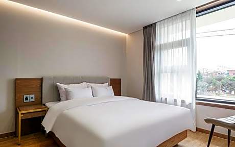 Brown Dot Jeonju Ajung District Branch